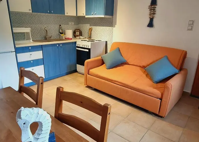 Flintstones Summer House -