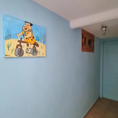 Flintstones Summer House - Vakantiehuis