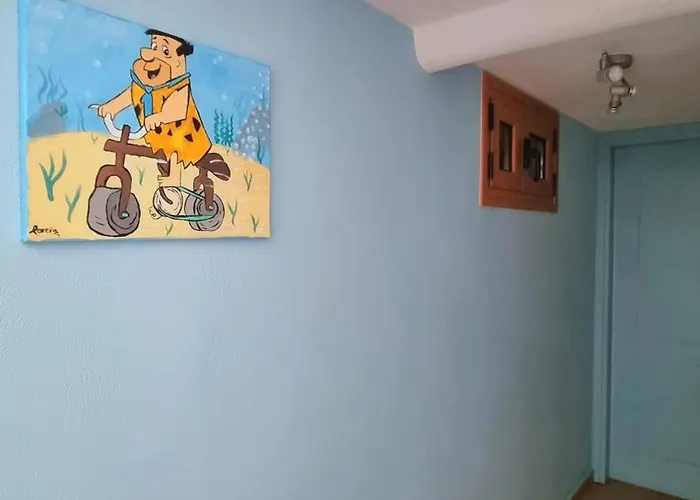 Flintstones Summer House - 別荘