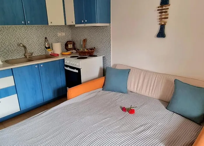 Flintstones Summer House - 別荘