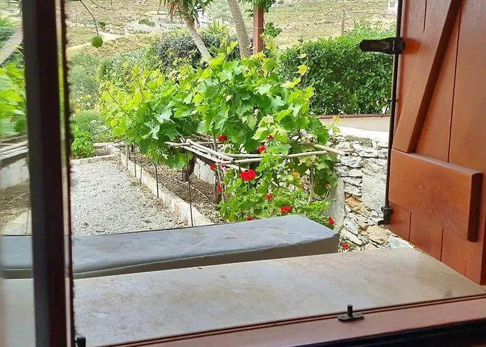 Flintstones Summer House - Mikri Vigla